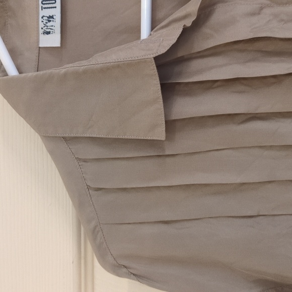 VINTAGE Together | 100% Silk | Tan | Long Sleeve Button Down | Size Medium | - Picture 2 of 10